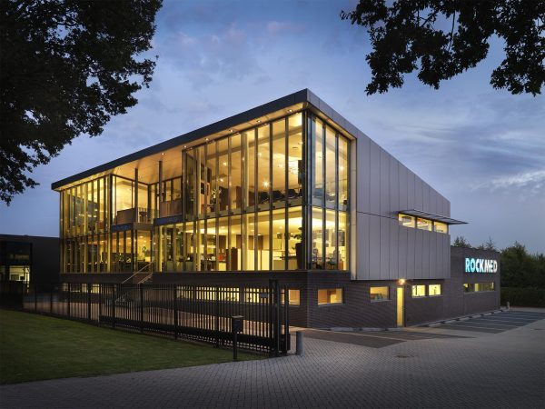 ROCKMED GEBOUW